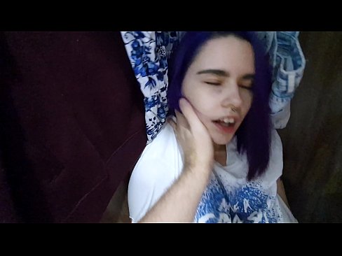 ❤️ Знайшоў сваю сястру ў шафе і дапамог ёй скончыць ️❌ Чербанне у порна be.pornmega-com.ru